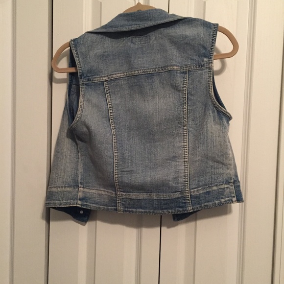 Jean Vest with Removable Hood - Picture 5 of 8